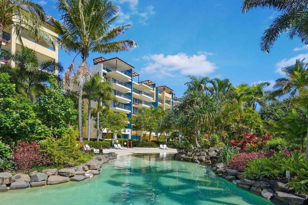 Alexandra Headland Resort With Stylish Stays Ngoại thất bức ảnh